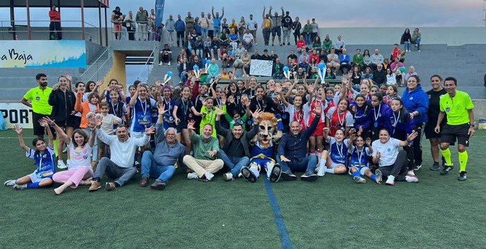Clausura del futbol femenino de la federacion tinerfena (FIFT) en La Palma