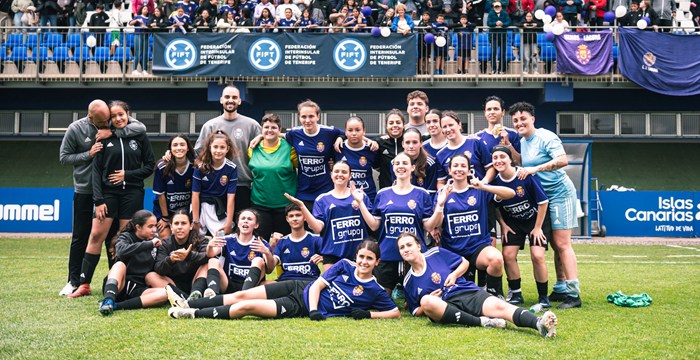 C.D. Laguna celebra su ascenso a la Tercera Federación FutFem para la temporada 2024/25.